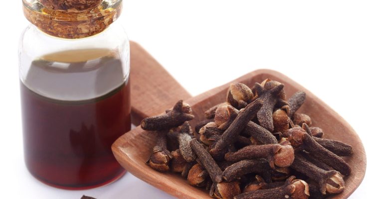 Cloves for hair growth